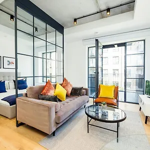 Luxury Apartment-business-relocation-canary Wharf Apartment London